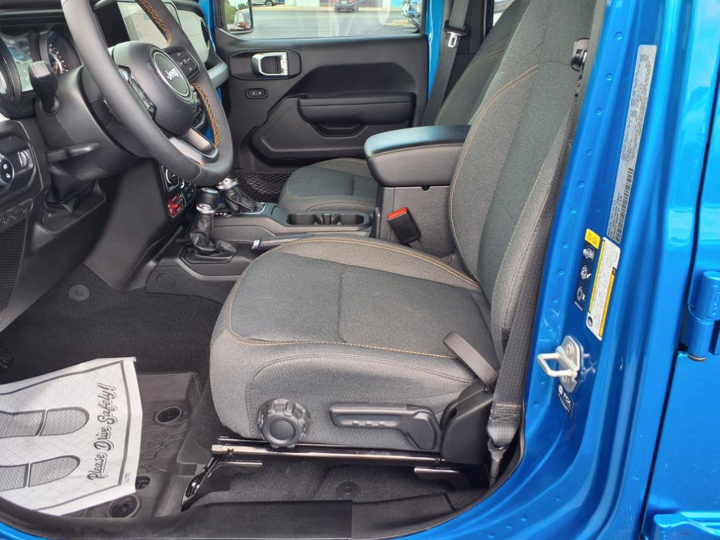 Used 2024 Jeep Gladiator Sport image 20