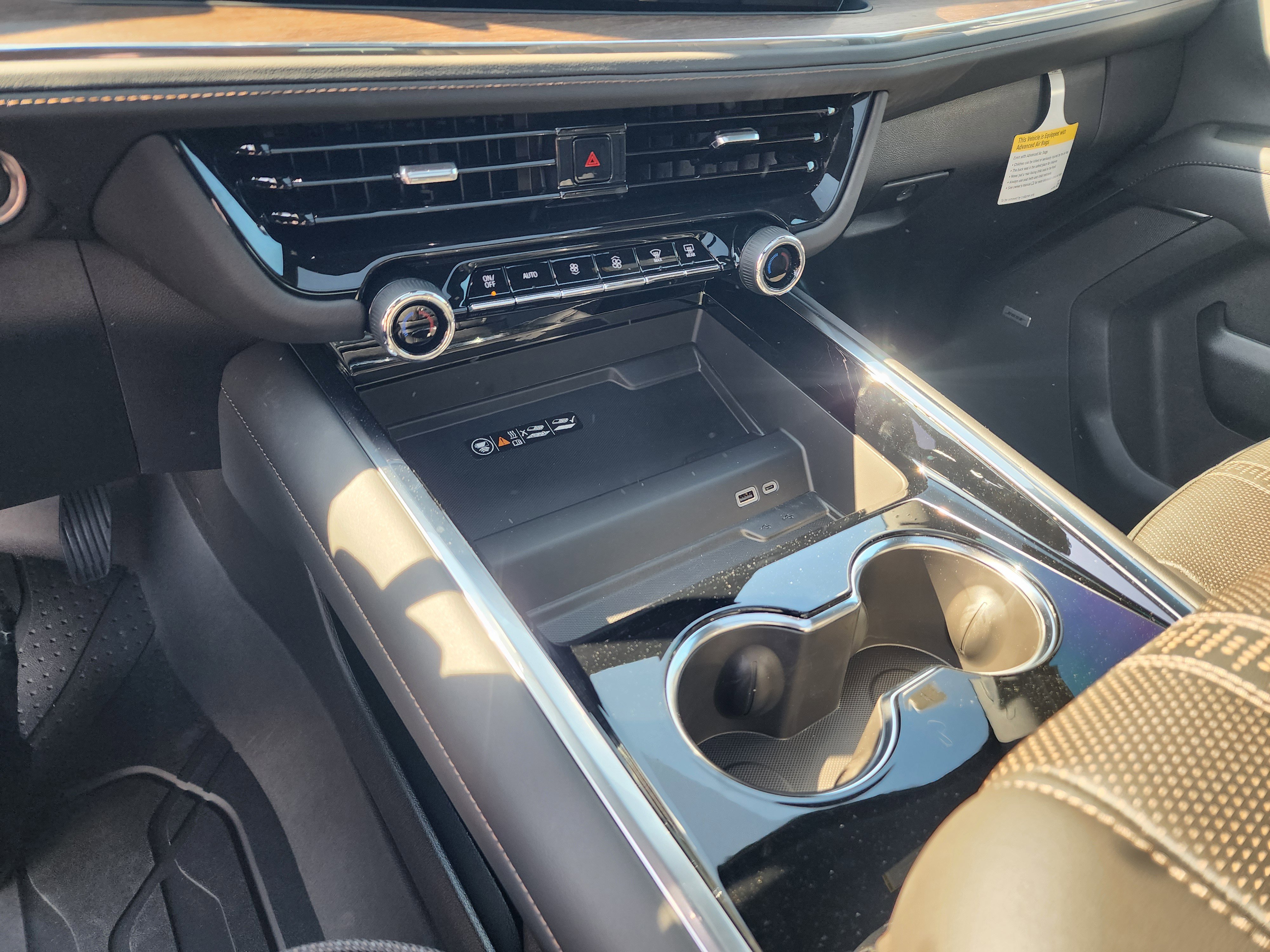 New 2026 Chevrolet Suburban High Country image 37