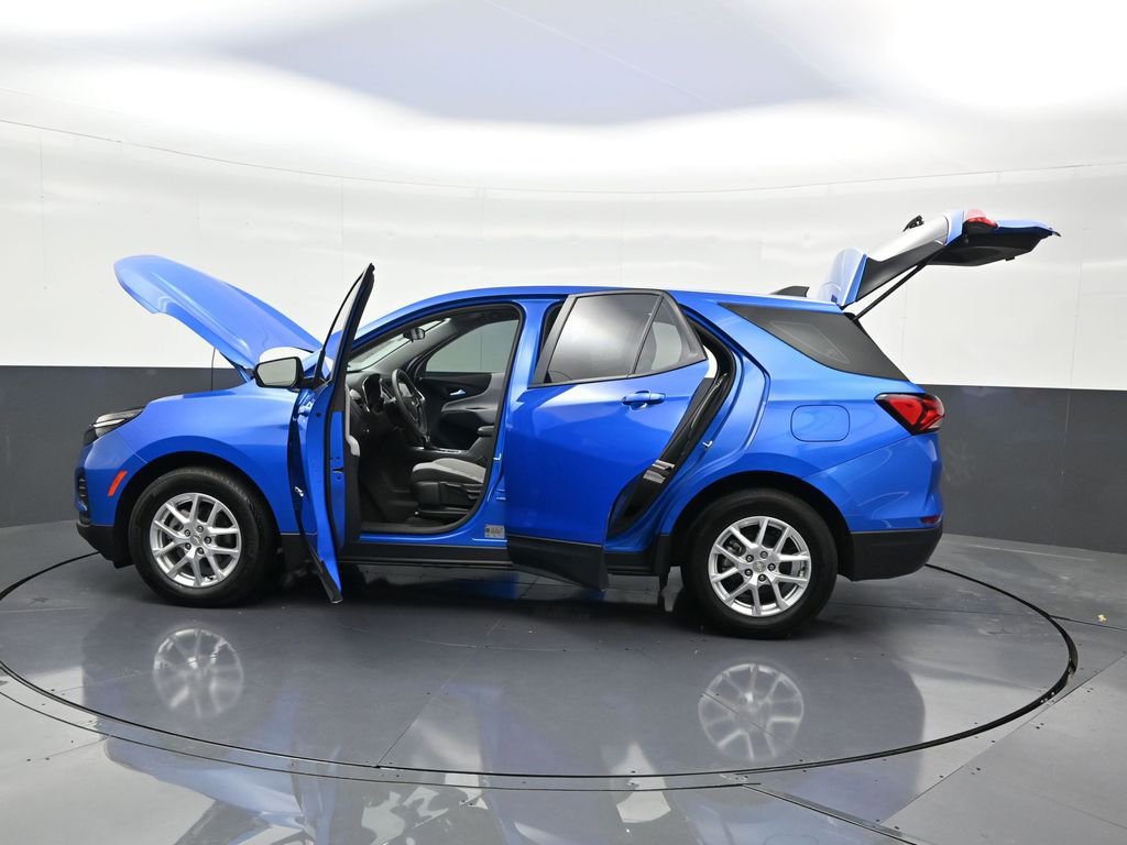 Used 2024 Chevrolet Equinox LS image 34