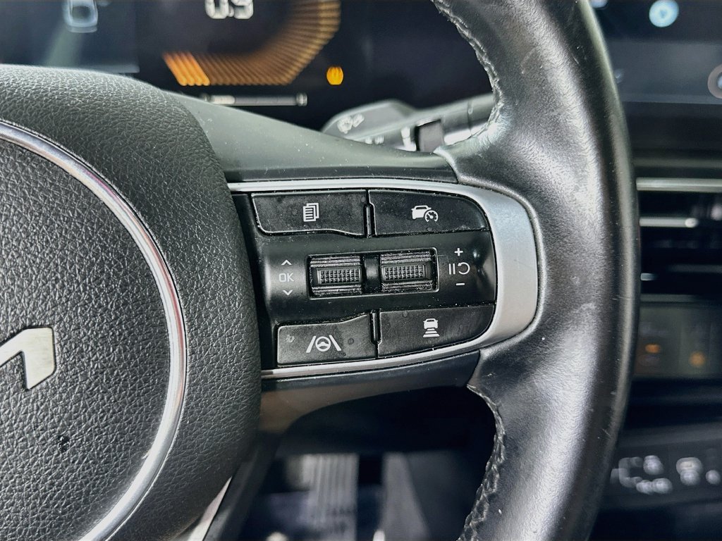 Used 2025 Kia K5 GT-Line w/ GT-Line Premium Package FWD image 25