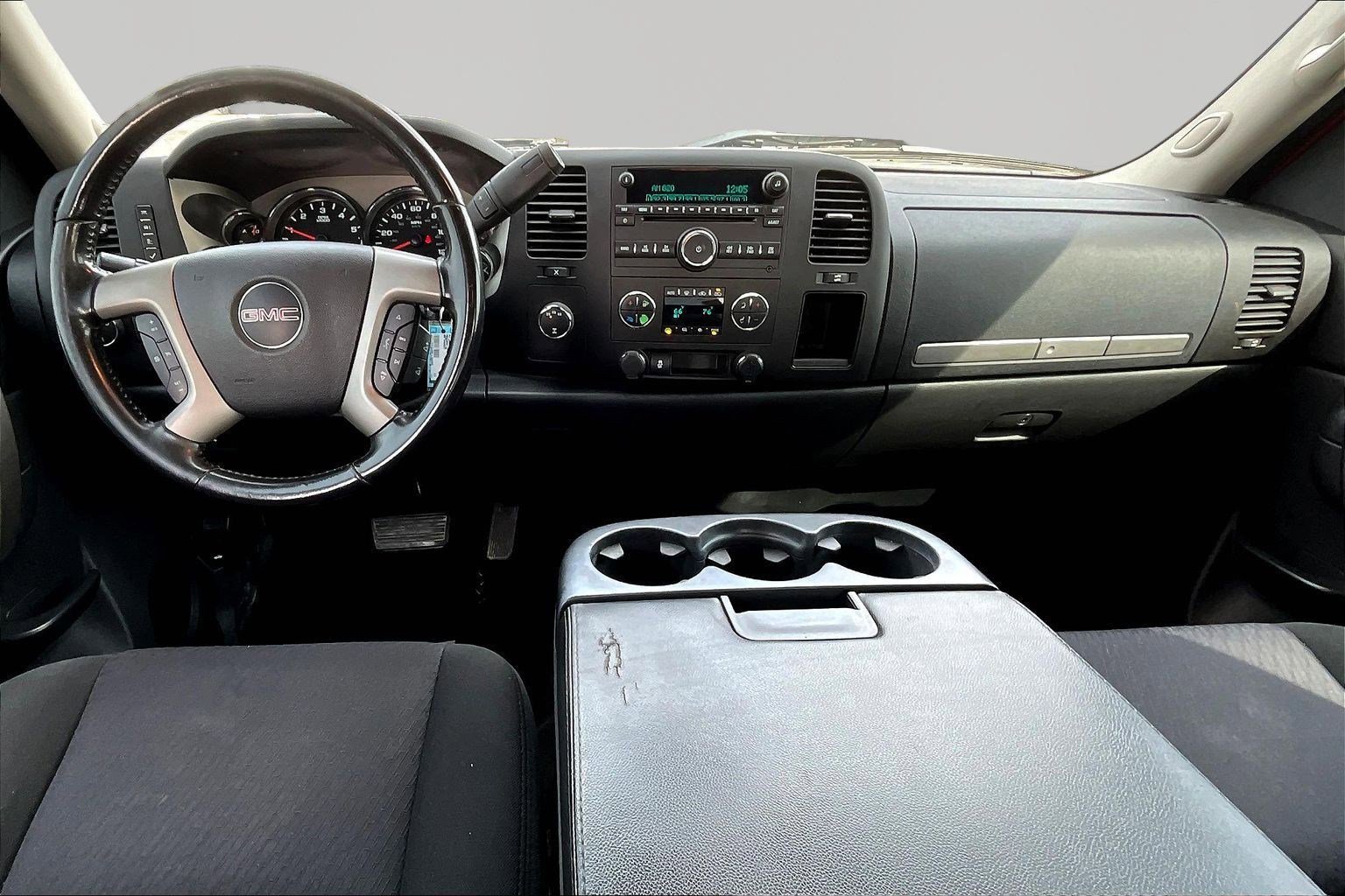 Used 2013 GMC Sierra 2500 SLE w/ SLE Preferred Package image 9