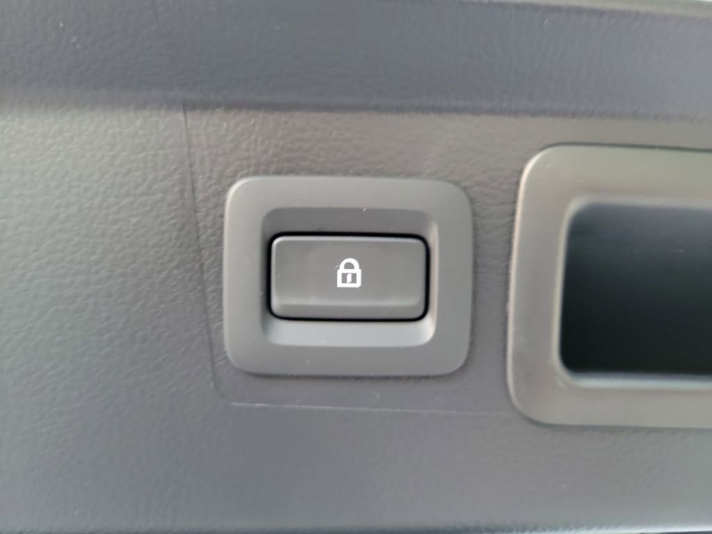 New 2026 MAZDA CX-50 AWD 2.5 S w/ Cargo Package image 10