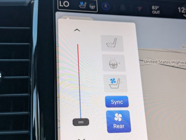 New 2026 Chrysler Pacifica Limited image 28