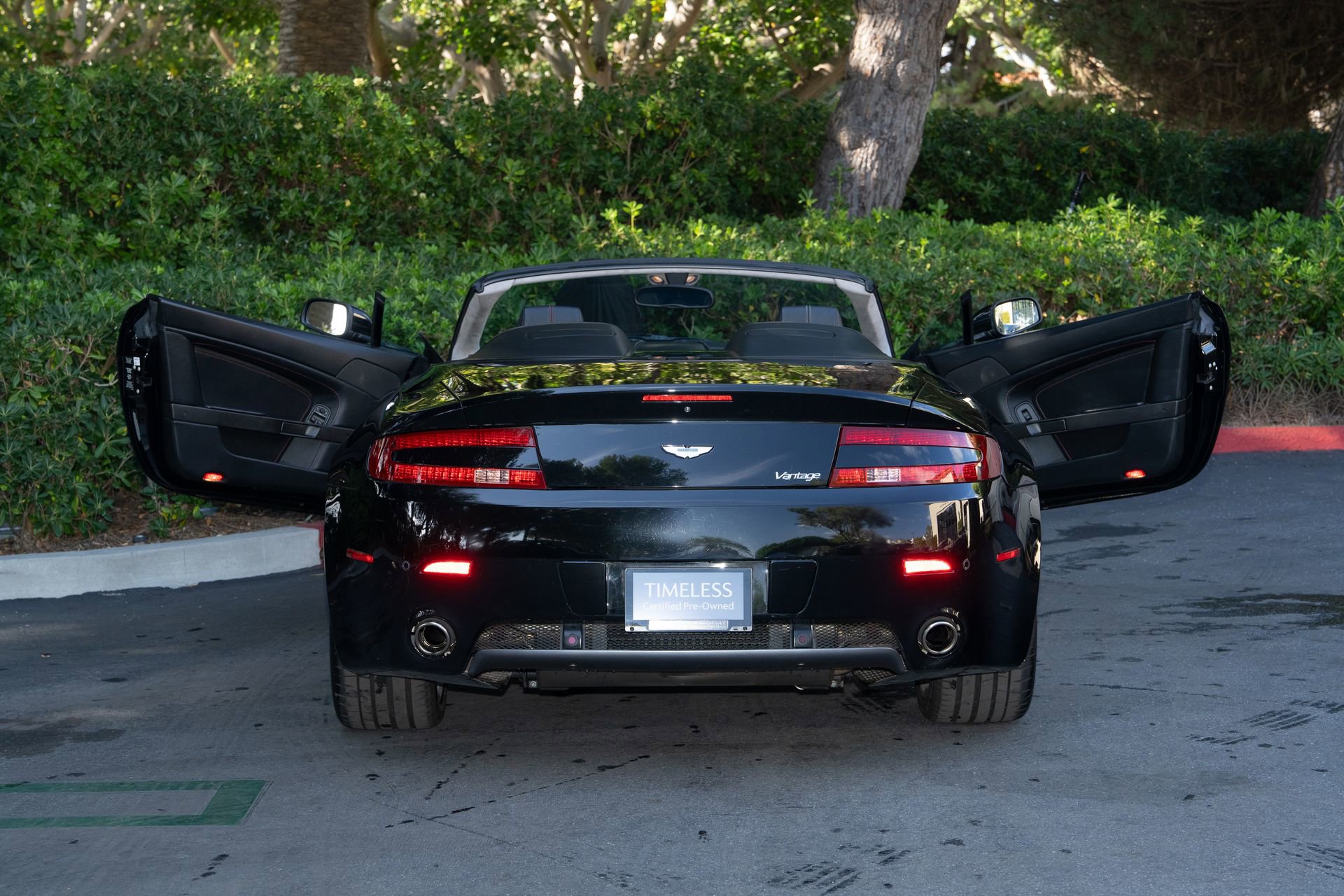 Used 2007 Aston Martin V8 Vantage Roadster image 8