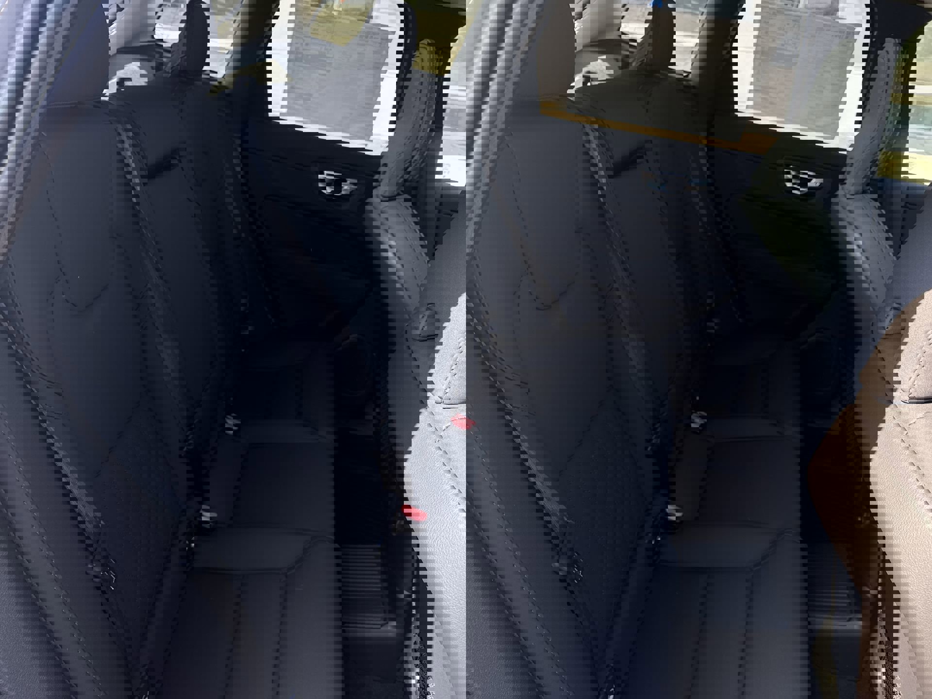 New 2026 Volvo XC60 T8 Plus w/ Protection Package Premier image 27