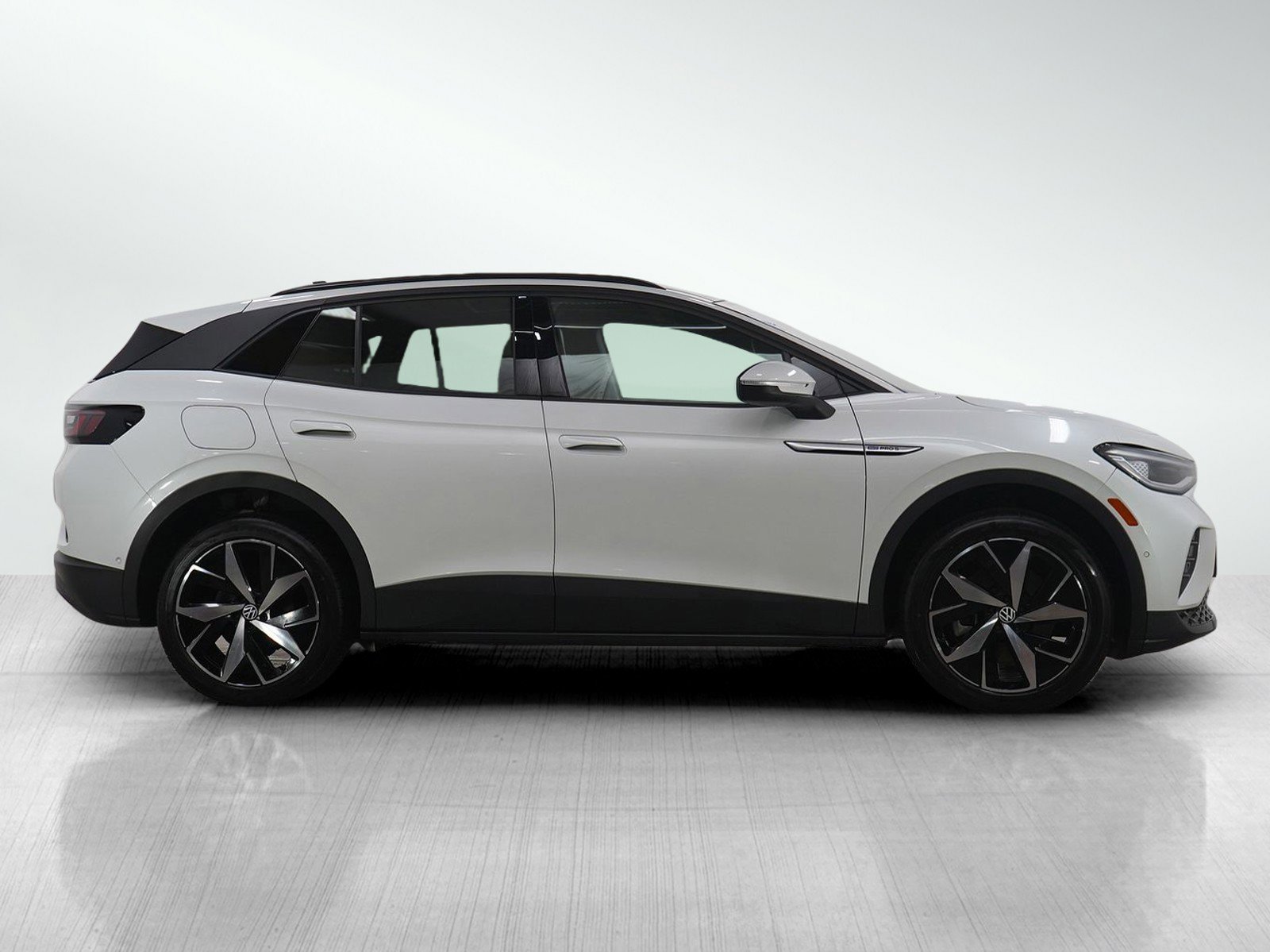 Used 2023 Volkswagen ID.4 Pro S image 6