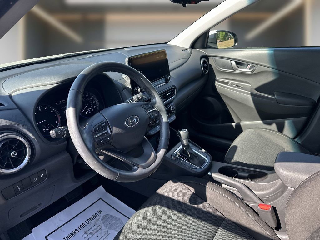Used 2023 Hyundai Kona SEL w/ Convenience Package AWD/4WD image 6