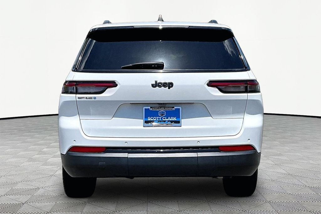 Used 2023 Jeep Grand Cherokee L Laredo RWD image 7