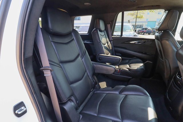 Used 2016 Cadillac Escalade Platinum image 48