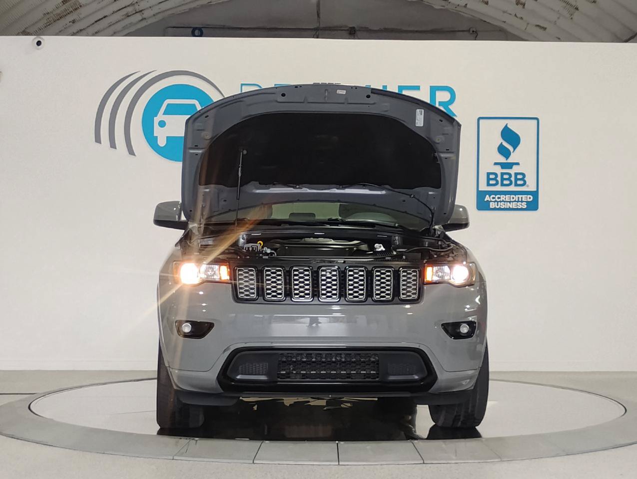 Used 2021 Jeep Grand Cherokee Laredo X RWD image 30
