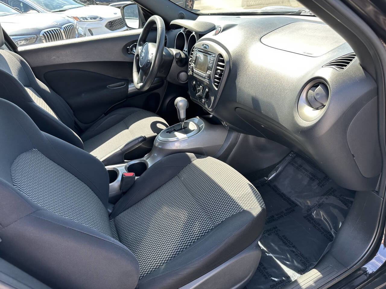 Used 2015 Nissan Juke S image 10