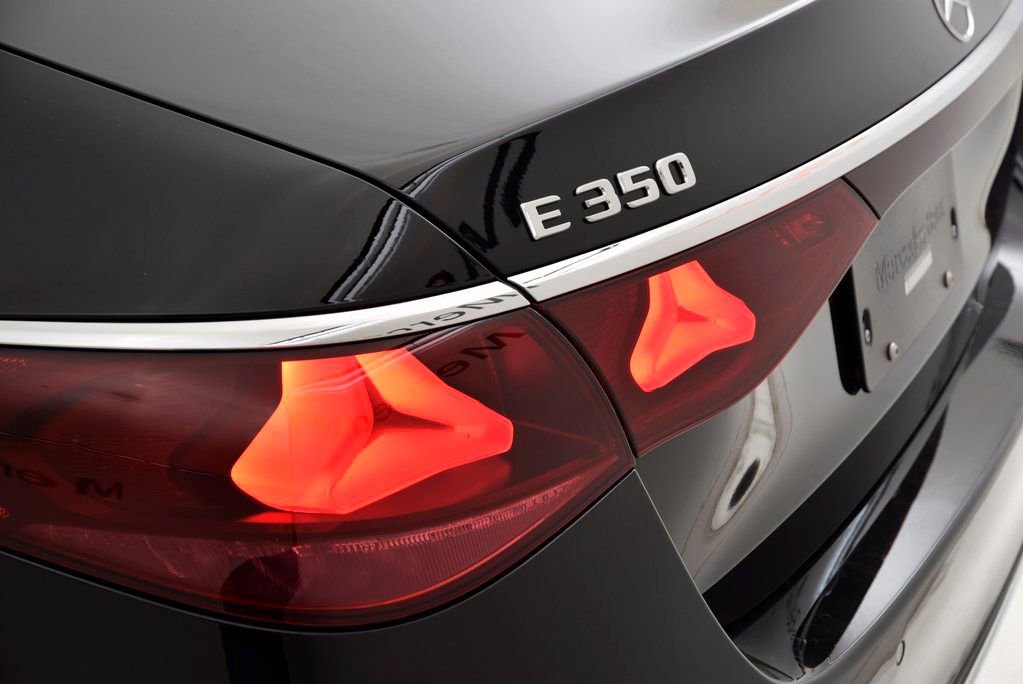 New 2026 Mercedes-Benz E 350 Sedan image 13