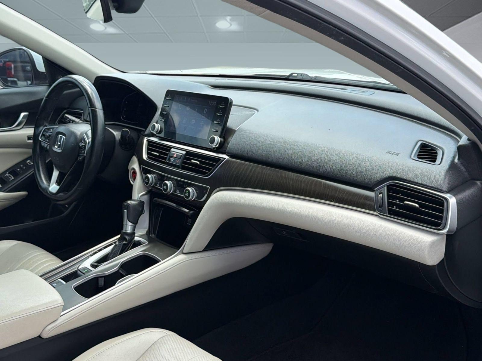 Used 2020 Honda Accord EX-L image 31