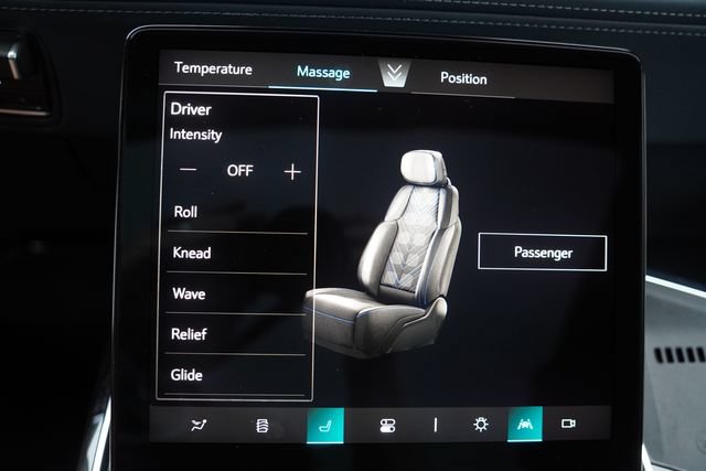 Used 2025 Cadillac Escalade IQ Luxury 2 w/ LPO, Premium Carpet Package AWD/4WD image 35