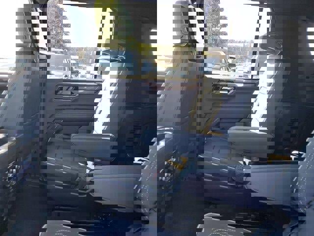 New 2026 GMC Yukon XL Elevation w/ Elevation Premium Package image 9