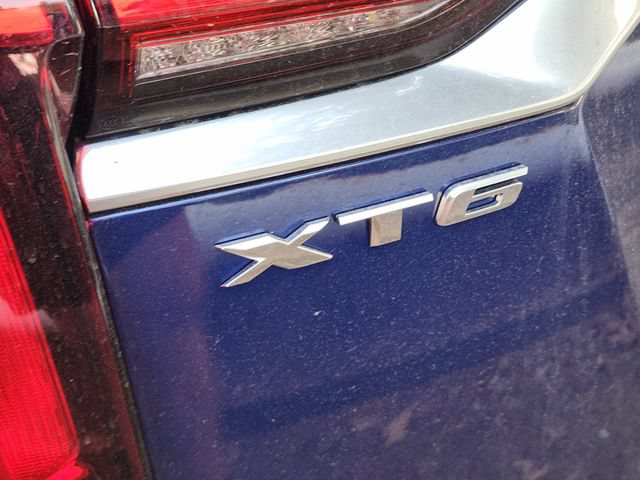 Used 2025 Cadillac XT6 Premium Luxury w/ Technology Package FWD image 10