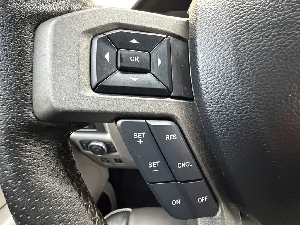Used 2020 Ford F150 XLT w/ Equipment Group 302A Luxury AWD/4WD image 21