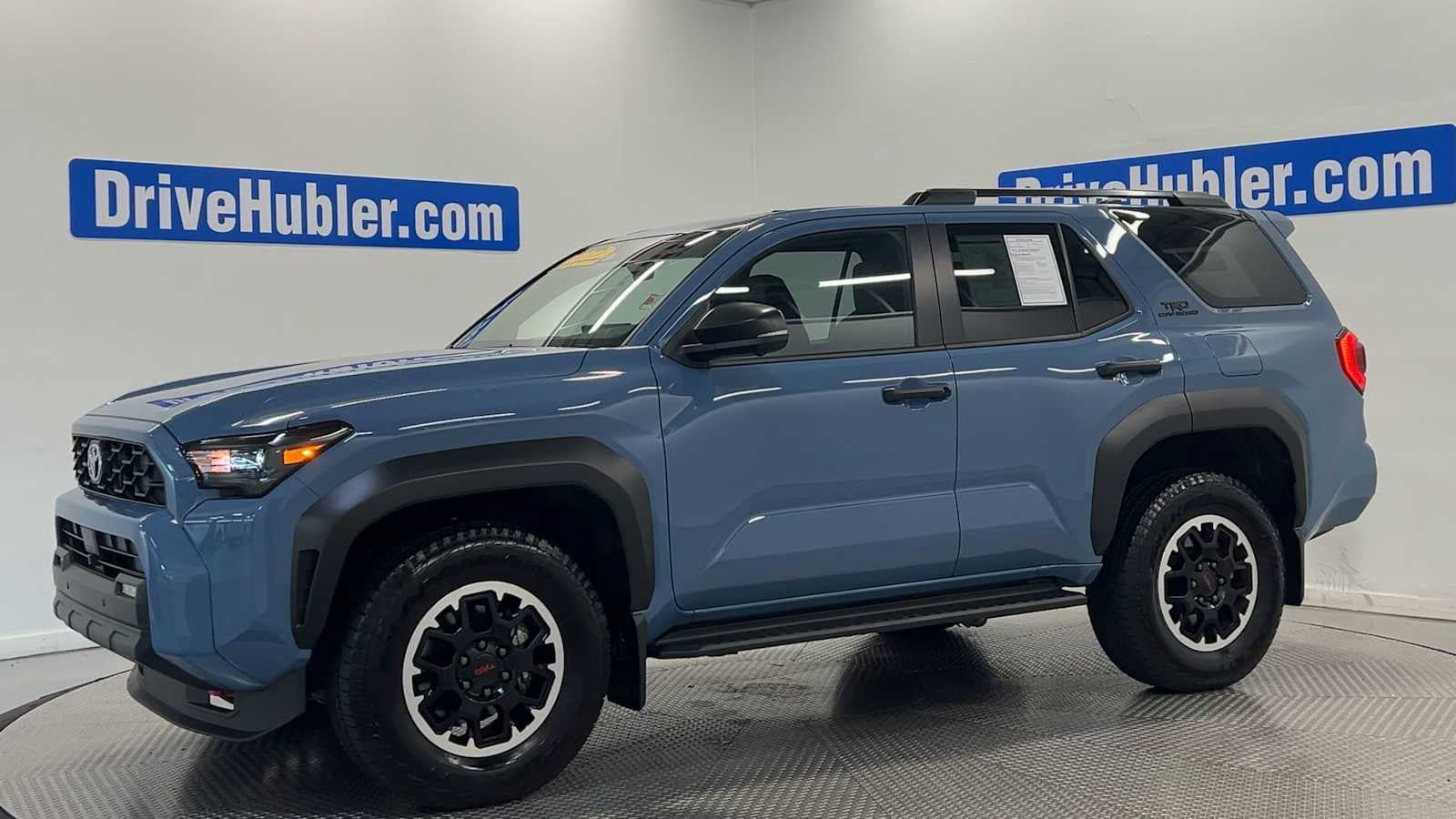 Used 2025 Toyota 4Runner TRD Off-Road Premium AWD/4WD image 4