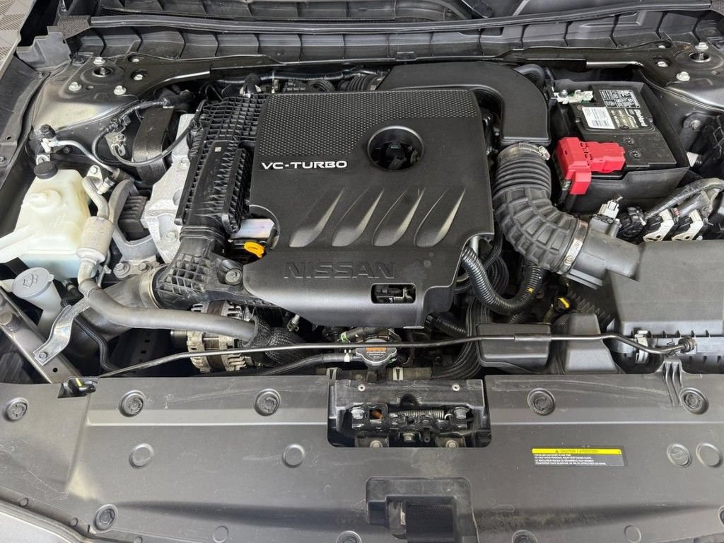 Used 2023 Nissan Altima 2.0 SR FWD image 14