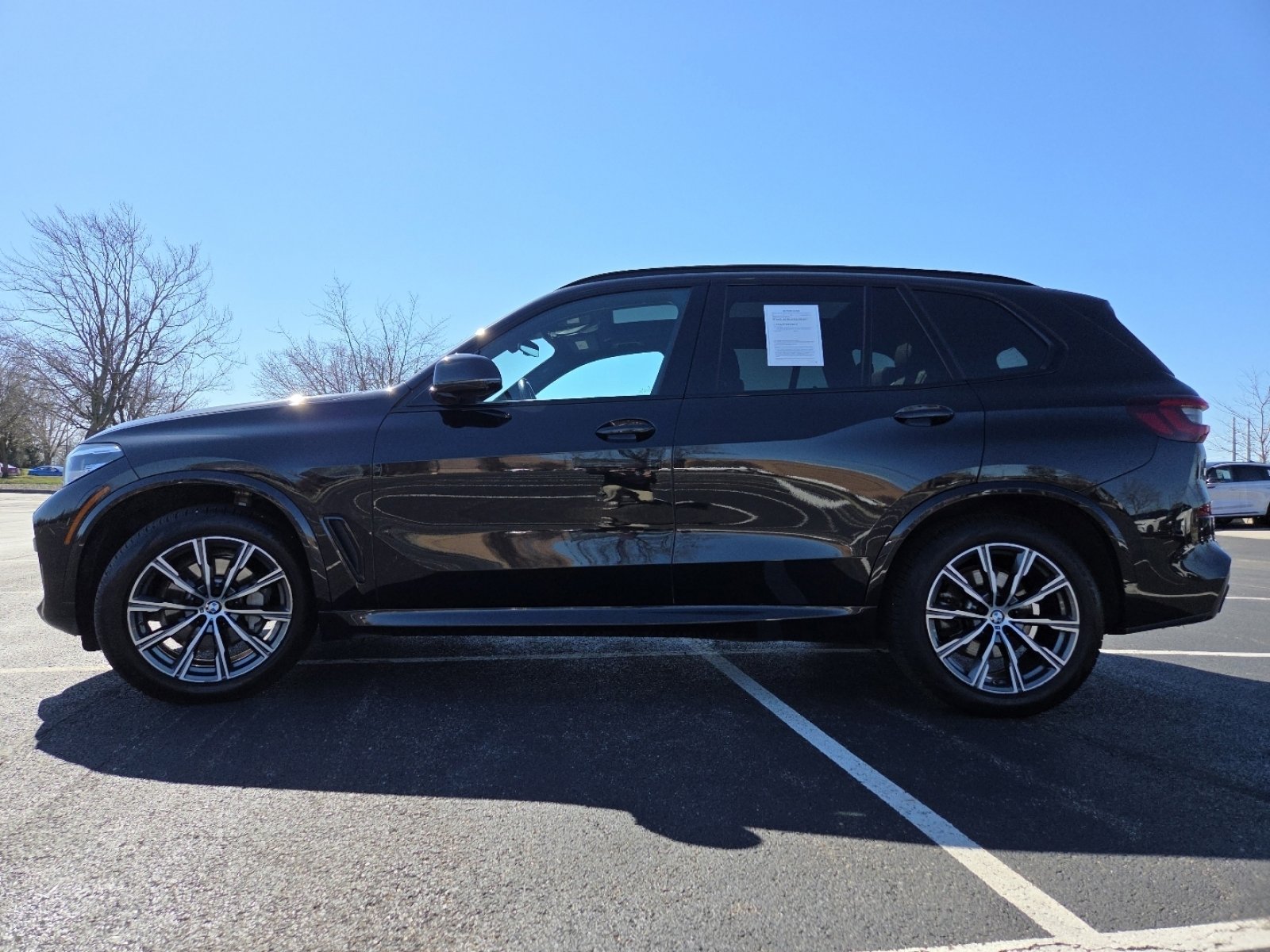 Used 2023 BMW X5 xDrive40i w/ M Sport Package image 16