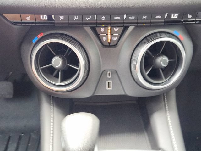 Used 2024 Chevrolet Blazer LT FWD image 21