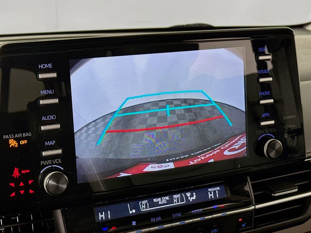 Certified 2024 Toyota Sienna XLE image 17