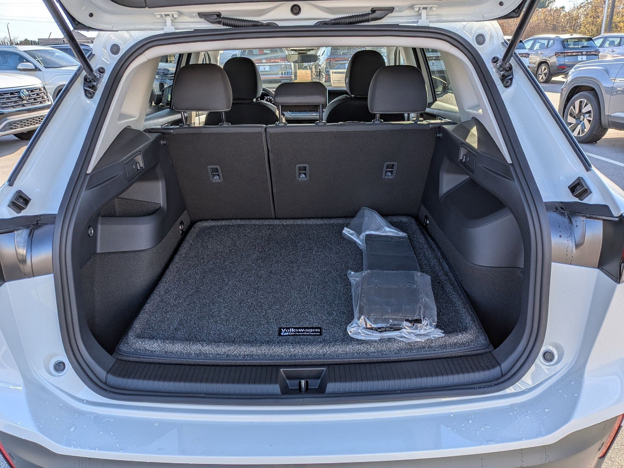 New 2026 Volkswagen Tiguan S FWD image 30
