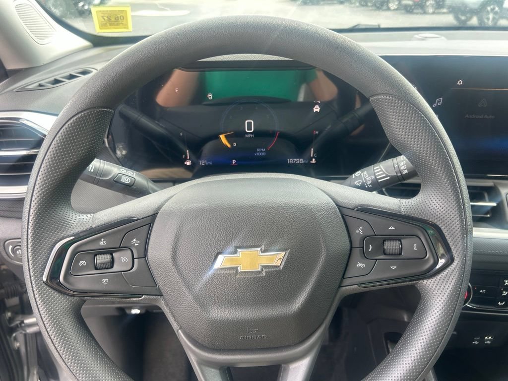 Certified 2024 Chevrolet TrailBlazer LS w/ LS Convenience Package FWD image 13