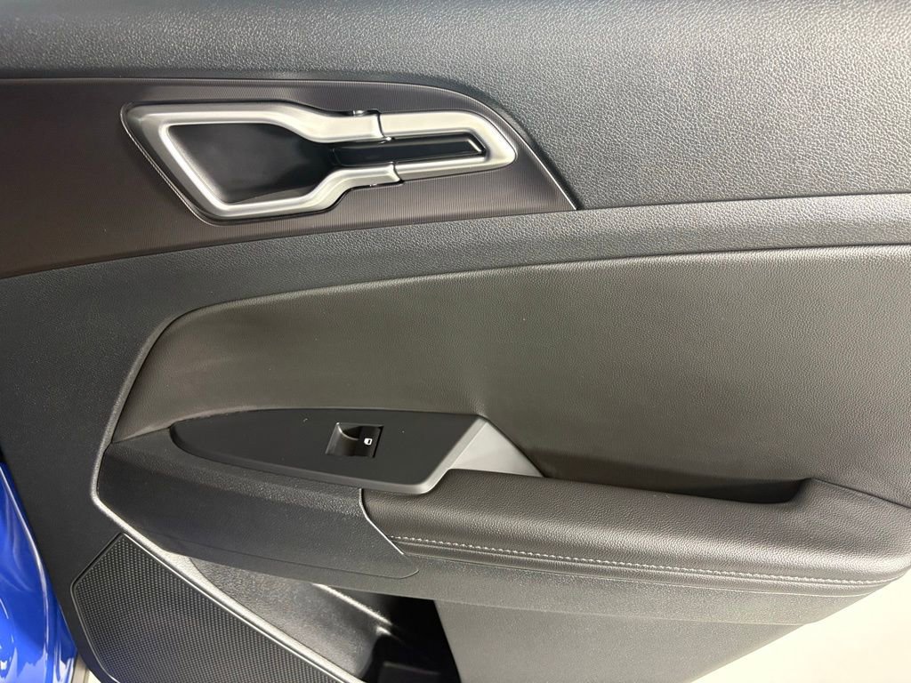 New 2026 Kia Sportage EX FWD image 15