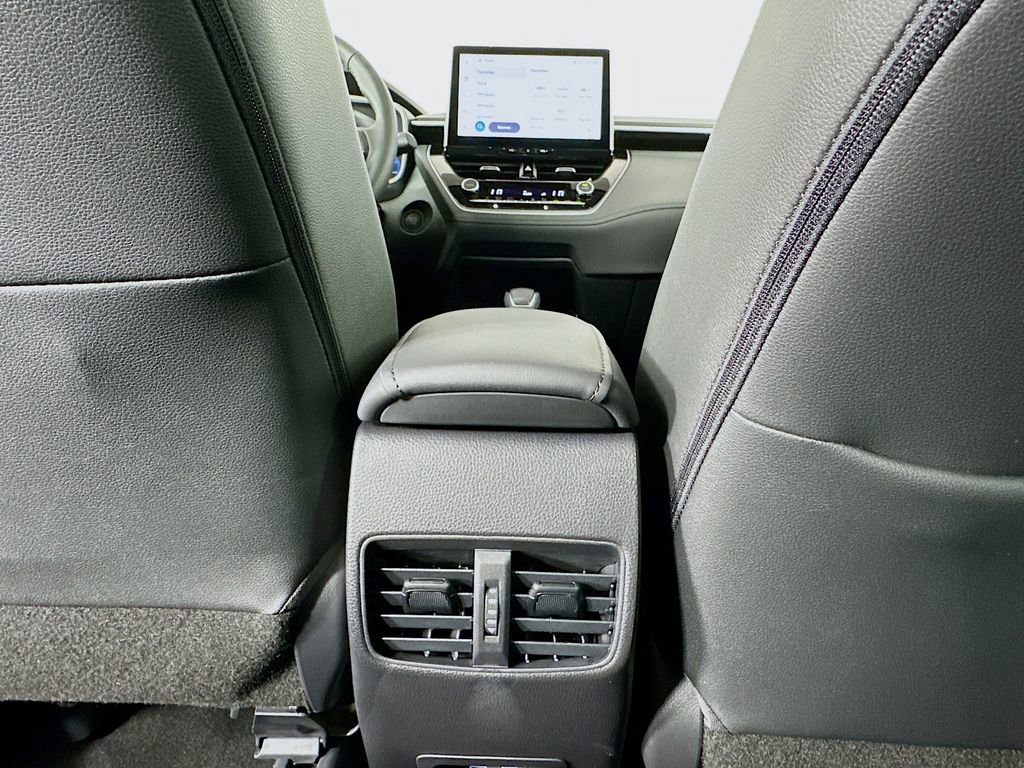 Certified 2026 Toyota Corolla Cross XLE w/ Convenience Package FWD image 25