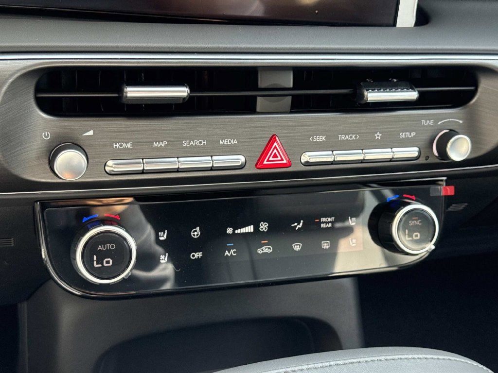 New 2026 Hyundai Palisade Calligraphy FWD image 14