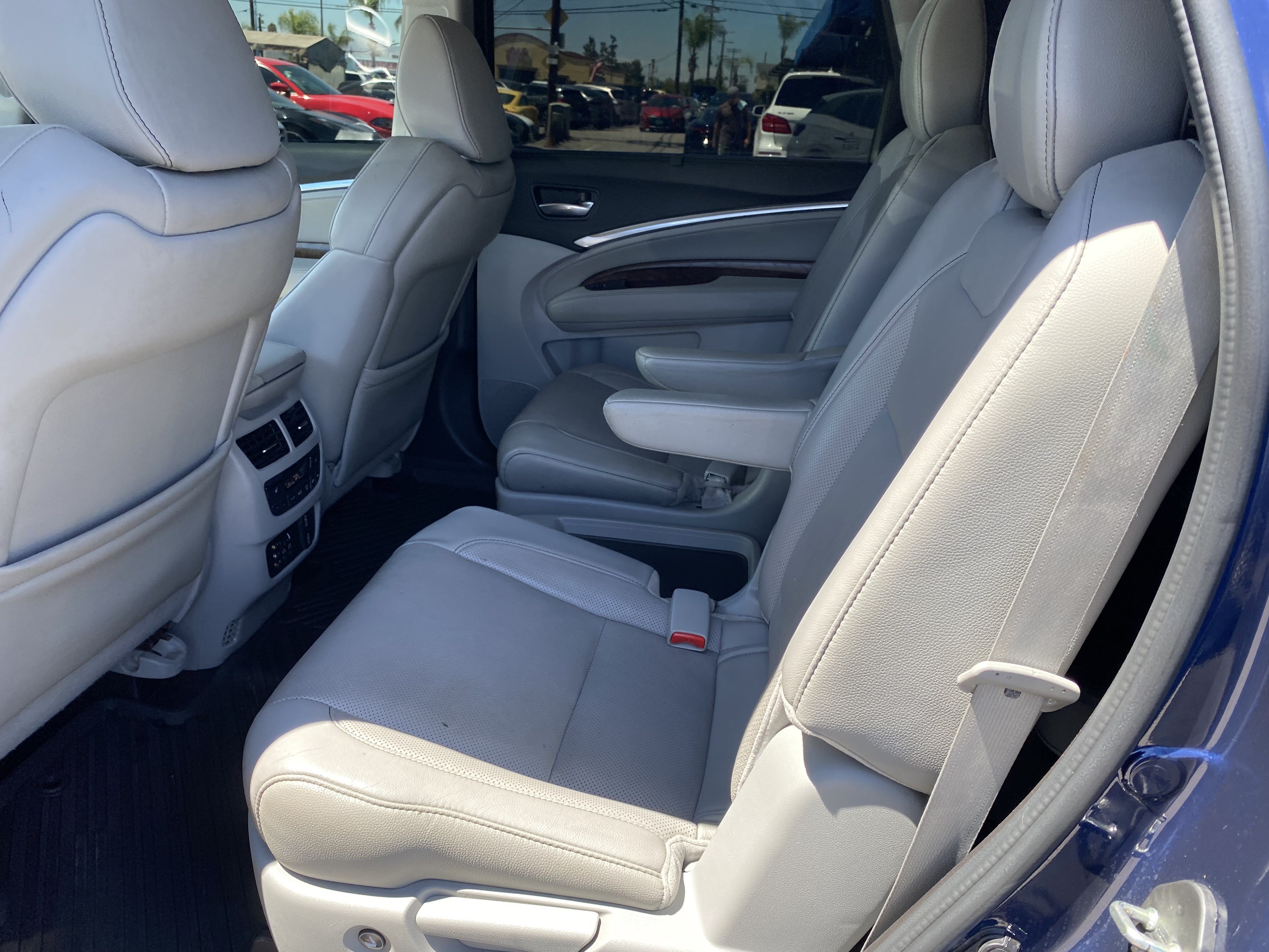 Used 2019 Acura MDX w/ Tech & Entertainment Packag FWD image 15