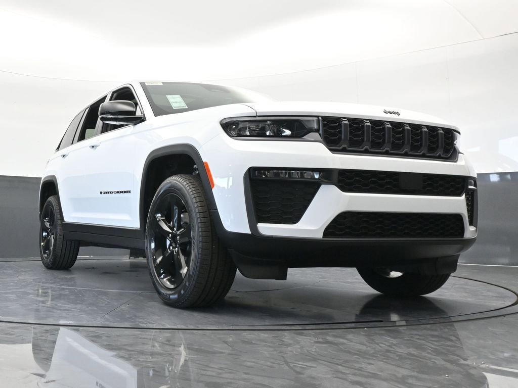 New 2026 Jeep Grand Cherokee Limited w/ Limited Altitude Package RWD image 58