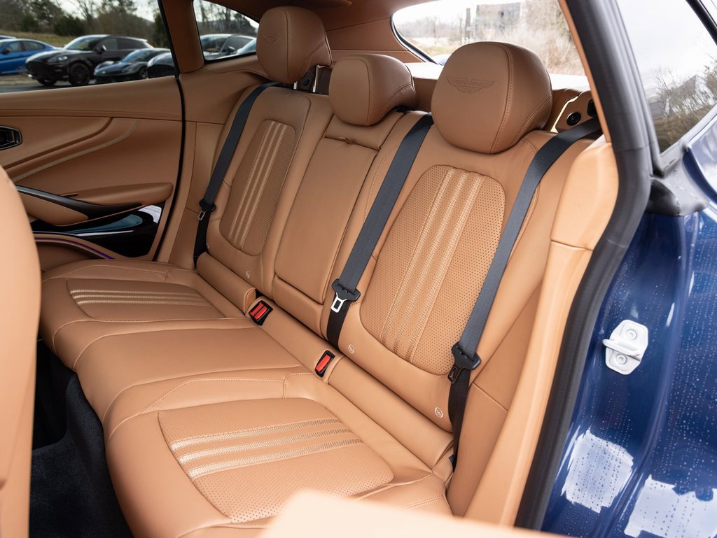 New 2025 Aston Martin DBX 707 image 37