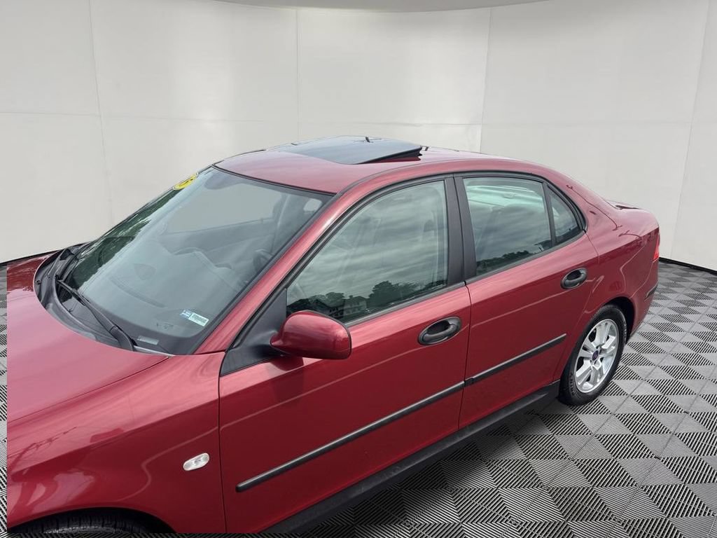 Used 2005 Saab 9-3 Linear FWD image 9