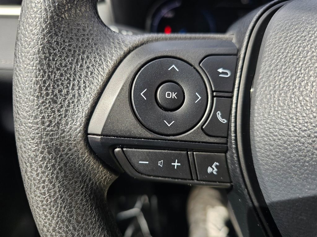 Certified 2025 Toyota RAV4 LE AWD/4WD image 2