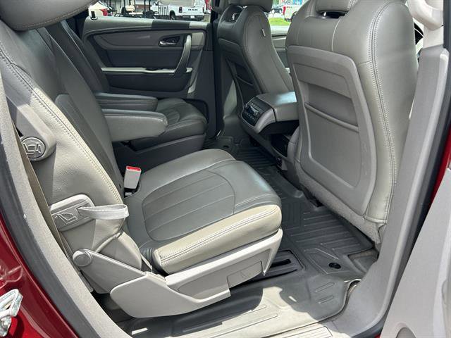 Used 2016 Chevrolet Traverse LT image 16
