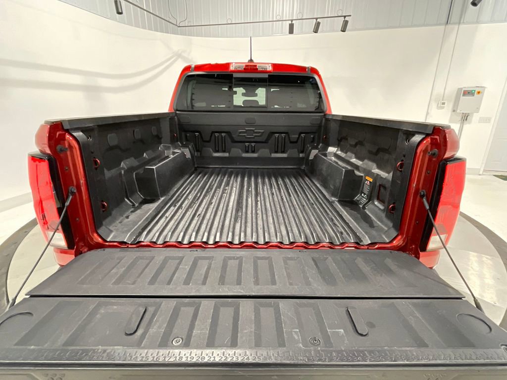 Used 2023 Chevrolet Colorado LT w/ LT Convenience Package image 4