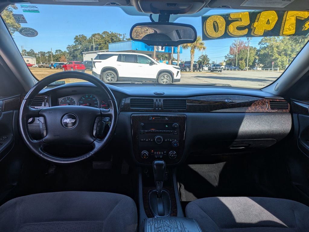 Used 2013 Chevrolet Impala LT w/ LT Sunroof Package image 28