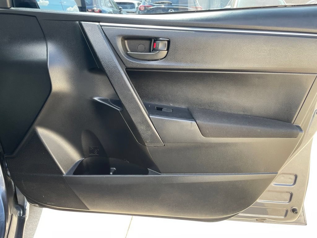 Used 2016 Toyota Corolla L FWD image 22