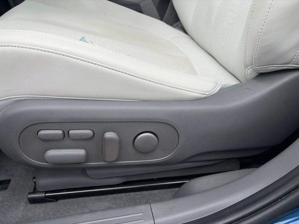 Used 2026 Hyundai Ioniq 5 Limited AWD/4WD image 11