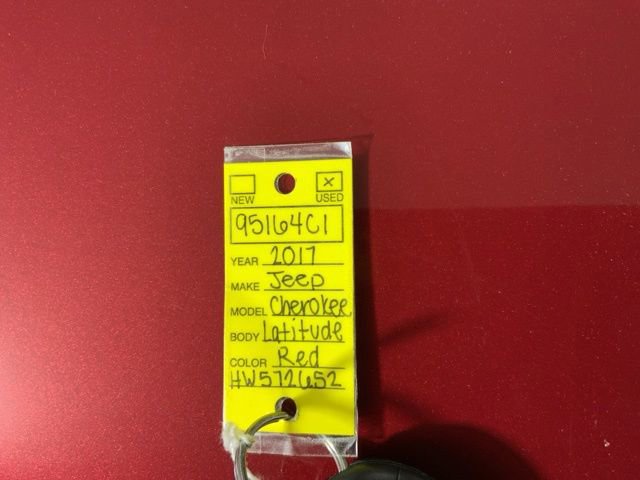 Used 2017 Jeep Cherokee Latitude FWD image 43