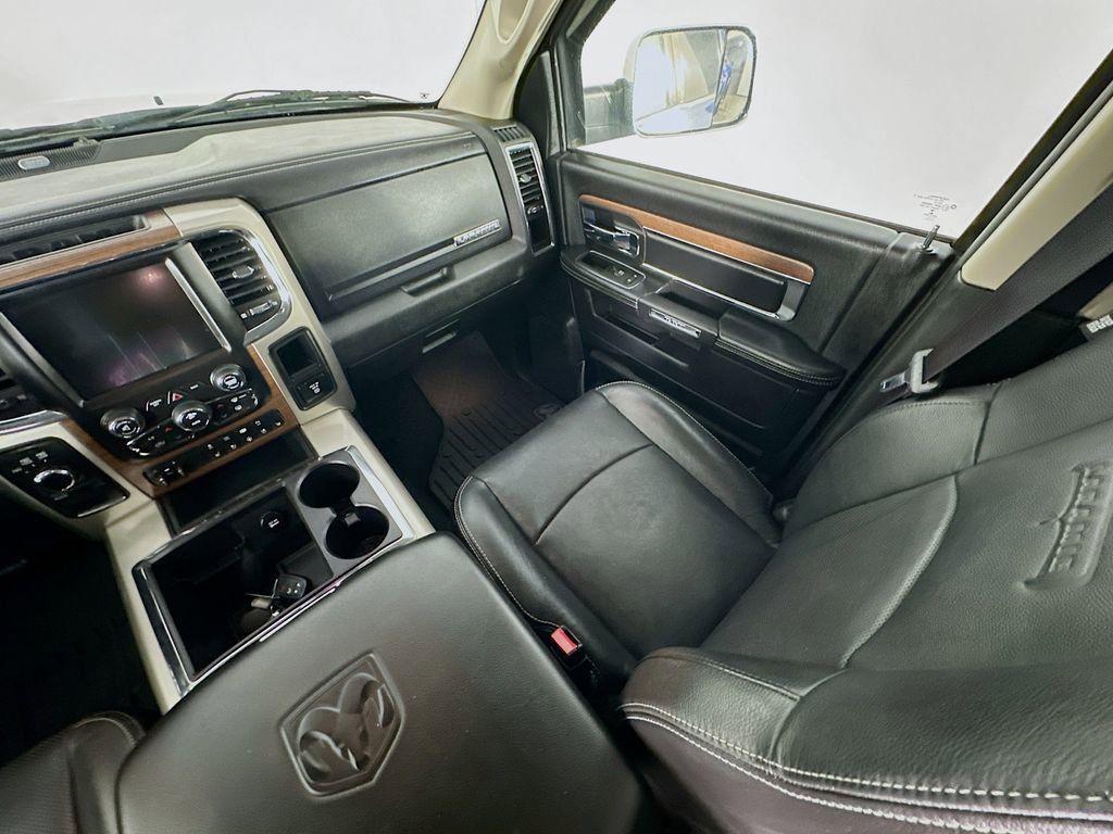 Used 2015 RAM 3500 Laramie AWD/4WD image 11