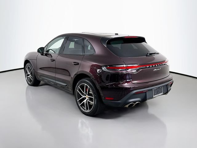 Certified 2025 Porsche Macan S AWD/4WD image 3