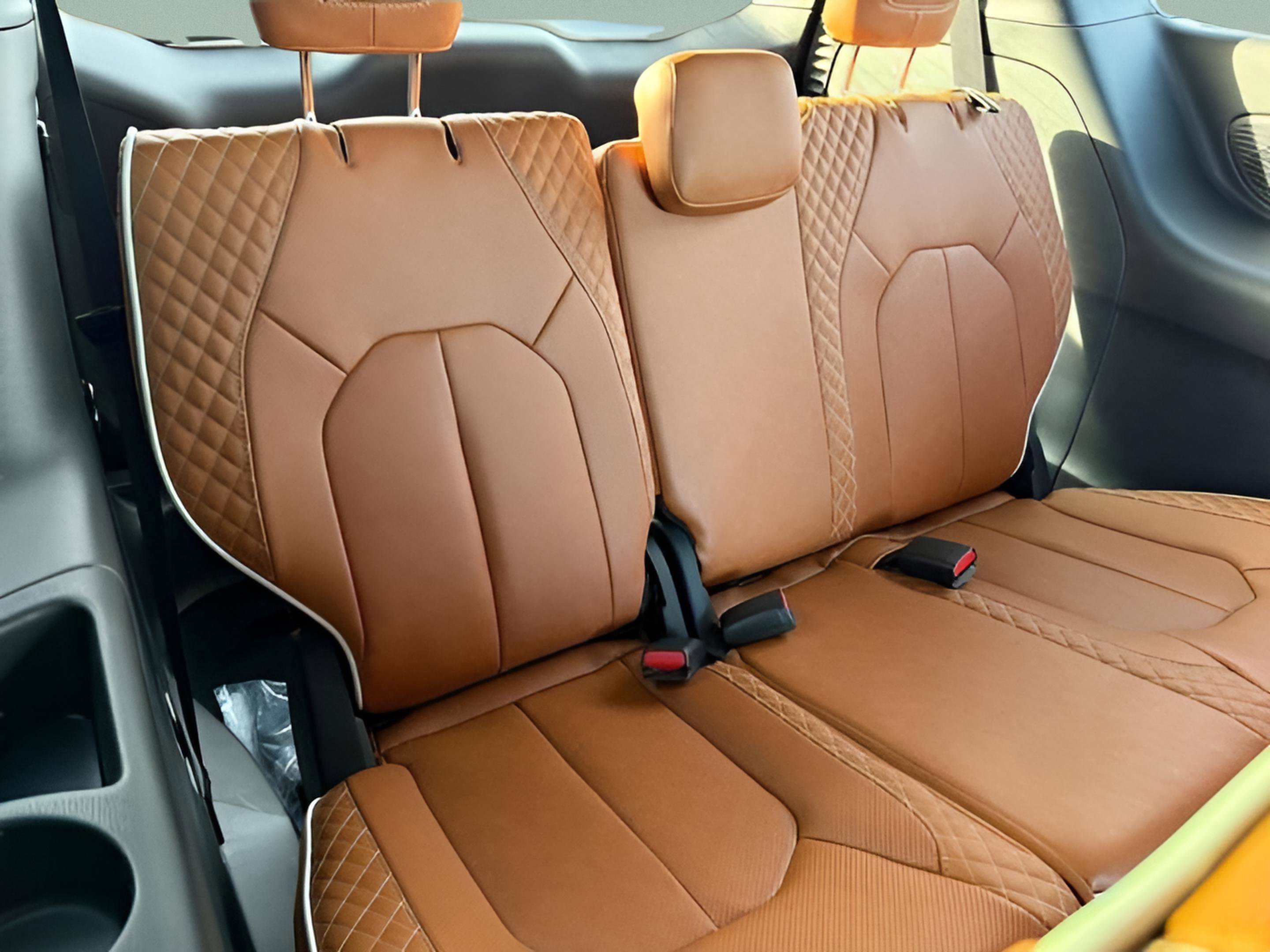 New 2026 Chrysler Pacifica Pinnacle w/ Trailer Tow Group image 11