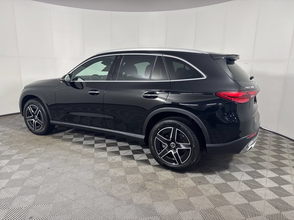 New 2026 Mercedes-Benz GLC 300 4MATIC image 3