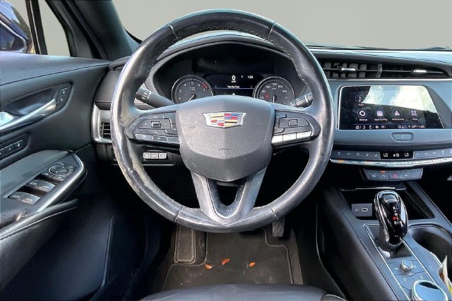 Certified 2023 Cadillac XT4 Premium Luxury w/ Technology Package FWD image 8
