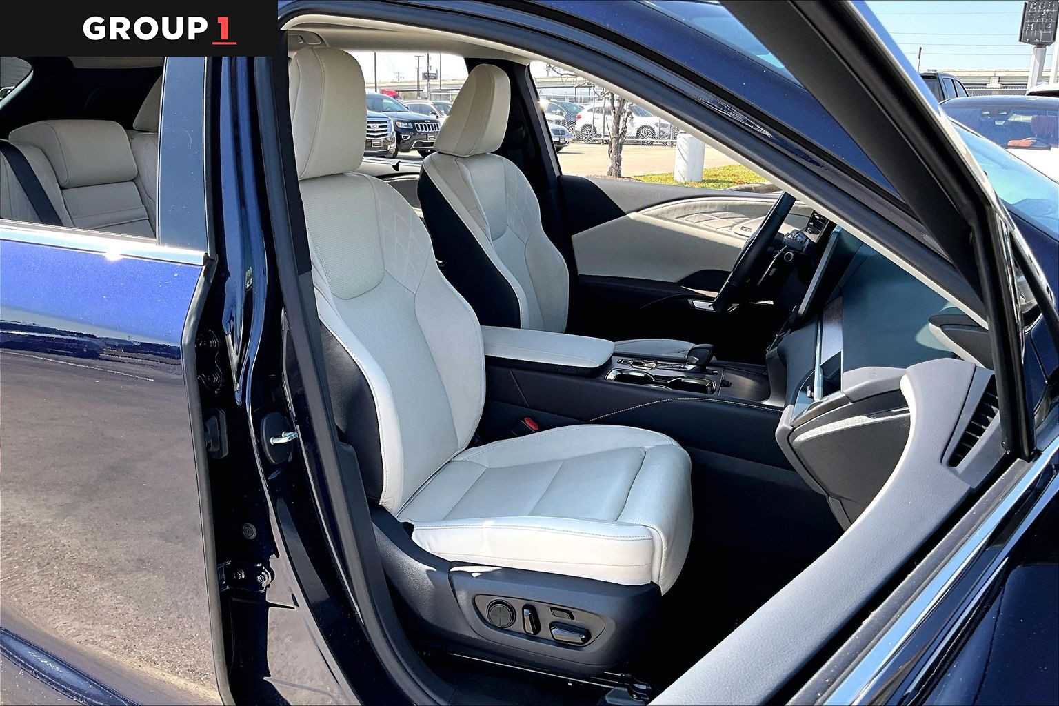 Certified 2023 Lexus RX 350 Luxury w/ Cold Area Package image 8