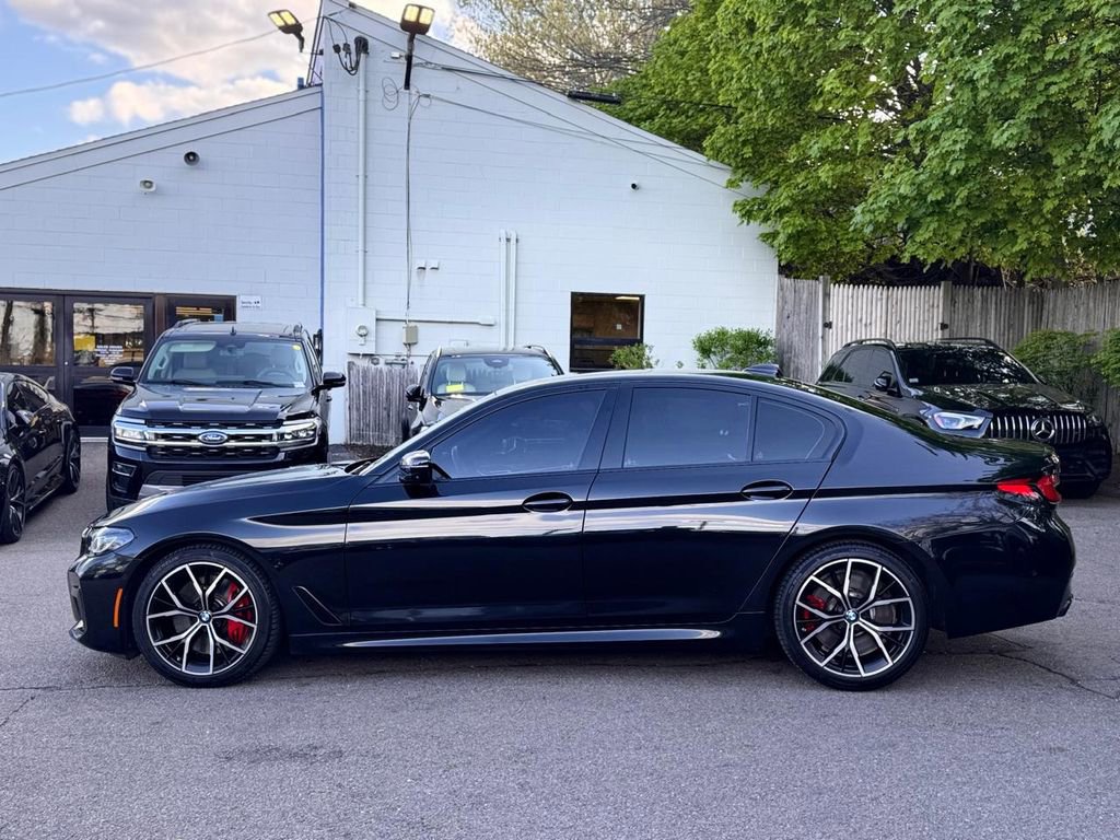 Used 2023 BMW M550i xDrive w/ Executive Package AWD/4WD image 3