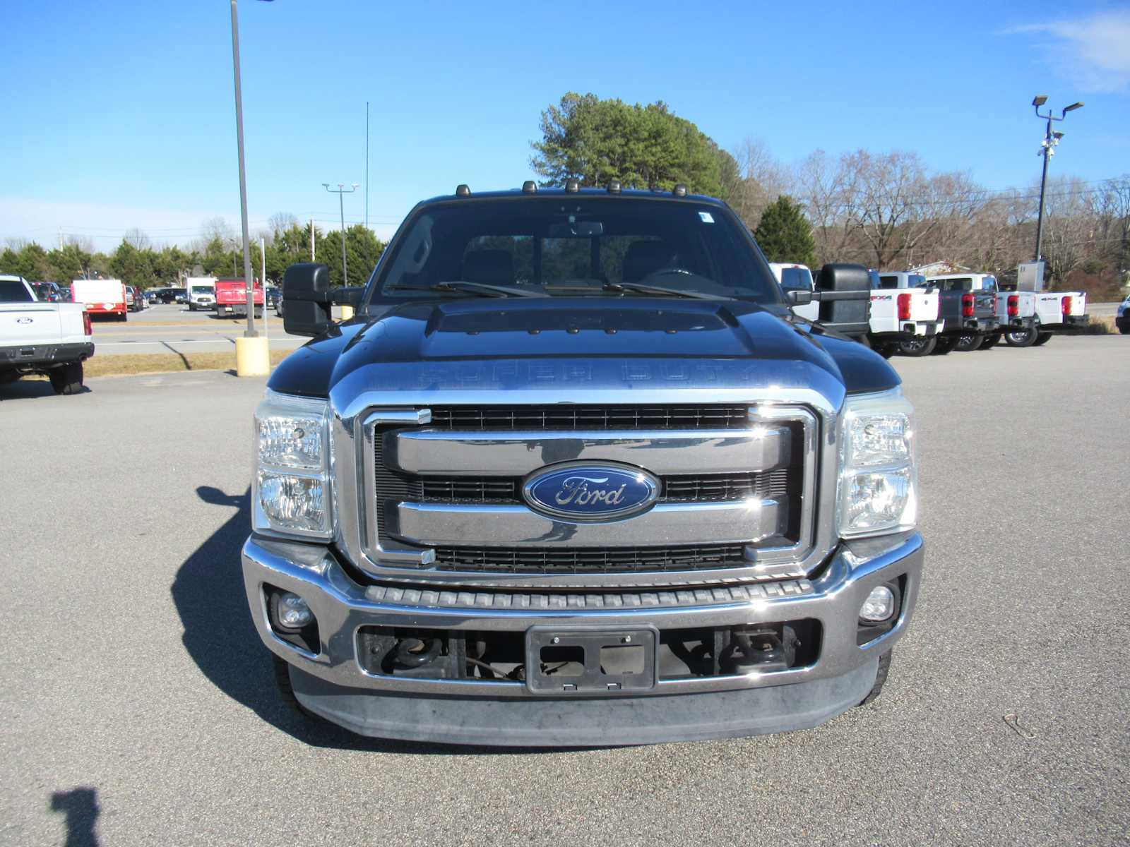 Used 2016 Ford F350 Lariat w/ Lariat Interior Package image 2